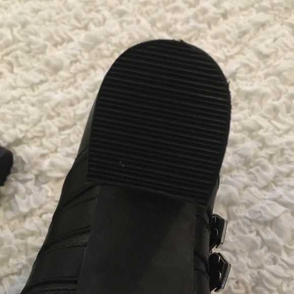 Shelly’s London Black Moto Sandals - Picture 9 of 10